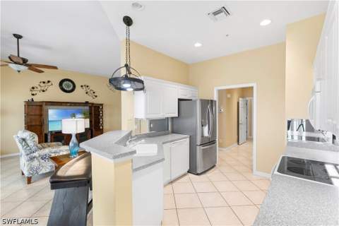 4141 Bay Beach Ln 4P3, Fort Myers Beach FL - photo 10 of 39