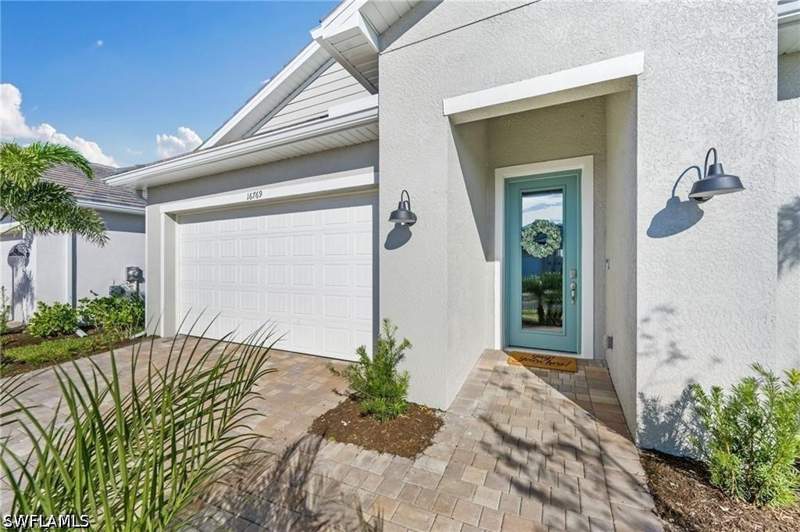 2 bedroom SingleFamilyResidence at 16769 Siesta Drum Way, Seasons At Bonita, Bonita Springs — photo 2