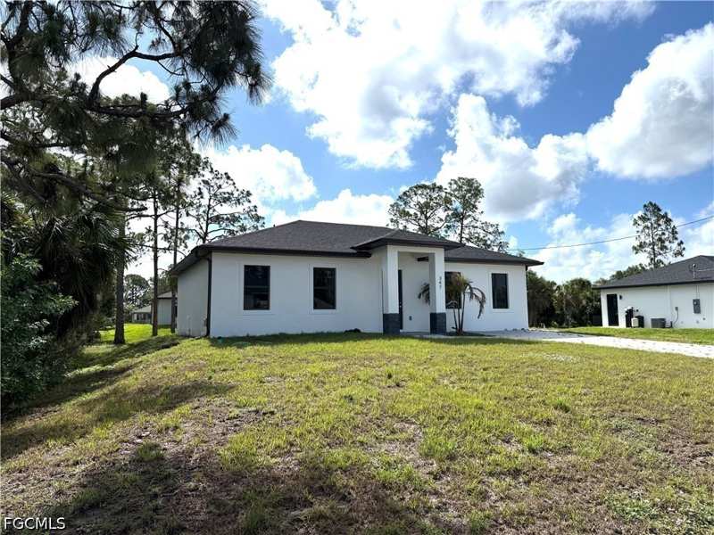 3 bedroom SingleFamilyResidence at 347 Rancho Ave, Southwood, Lehigh Acres — photo 1