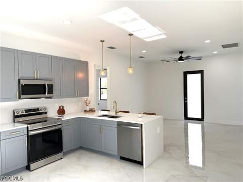 347 Rancho Ave, Lehigh Acres FL - photo 7 of 16