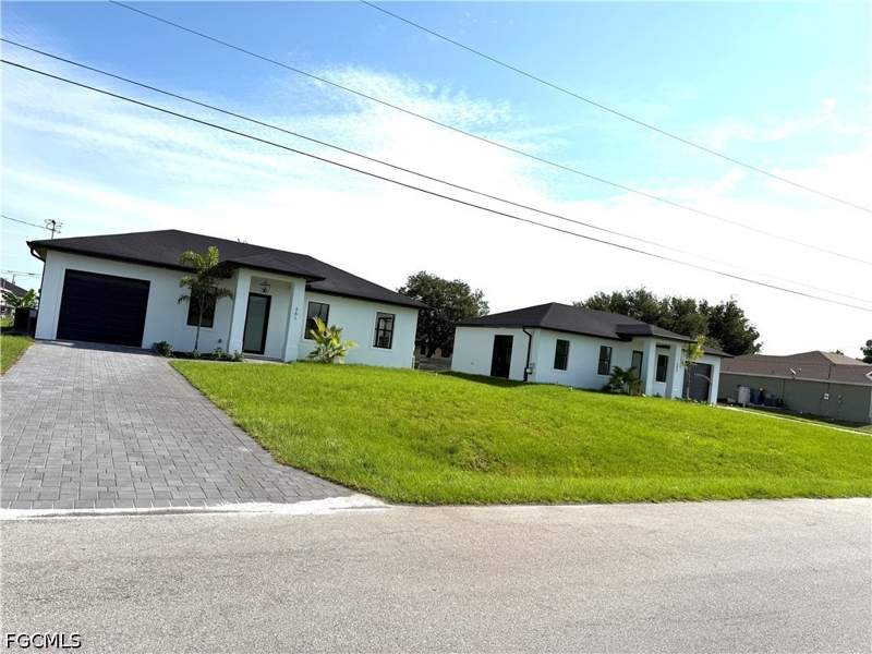 3 bedroom SingleFamilyResidence at 351 Pomona St, Southwood, Lehigh Acres — photo 2