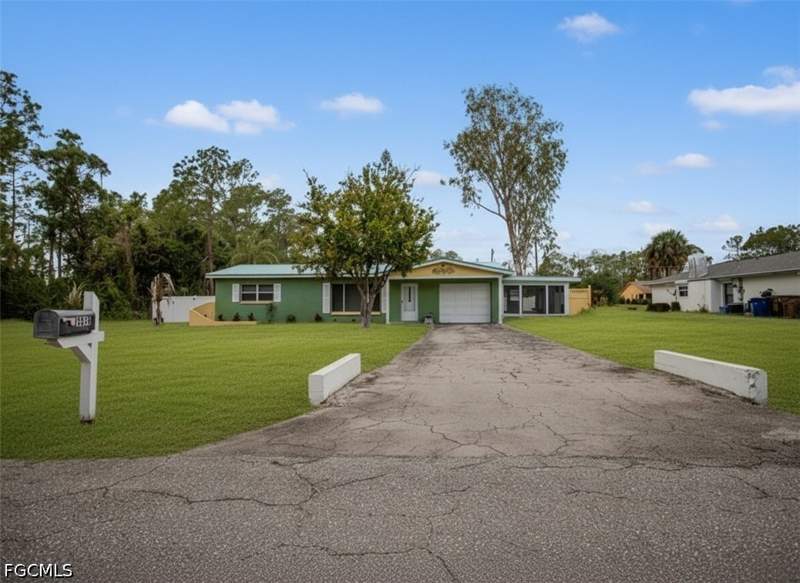2 bedroom SingleFamilyResidence at 1313 Cleveland Ave, Lehigh Acres, Lehigh Acres — photo 2