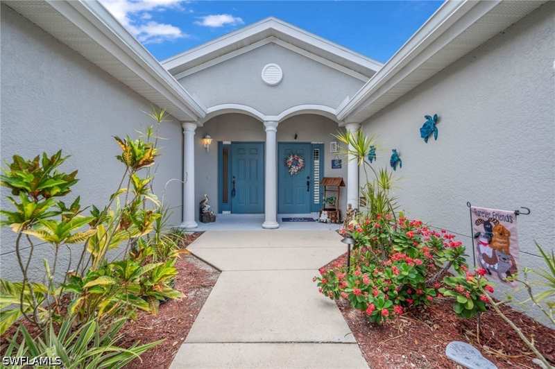 3 bedroom Attached at 6234 Mandalay Cir 57, Mandalay, Naples — photo 1