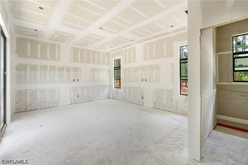 5 bedroom SingleFamilyResidence at 3191 16th Ave NE, Golden Gate Estates, Naples — photo 5