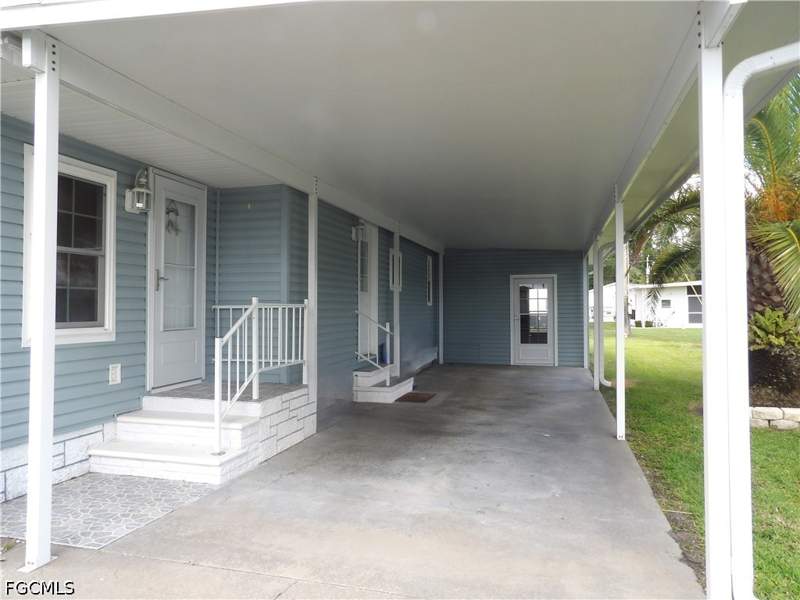 2 bedroom ManufacturedHome at 242 Shrub Ln N, Forest Park Mobile Home, North Fort Myers — photo 2