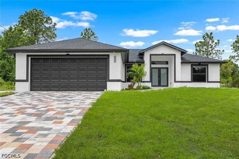 3 bedroom SingleFamilyResidence at 546 Genoa Ave S, Lehigh Acres, Lehigh Acres — photo 1