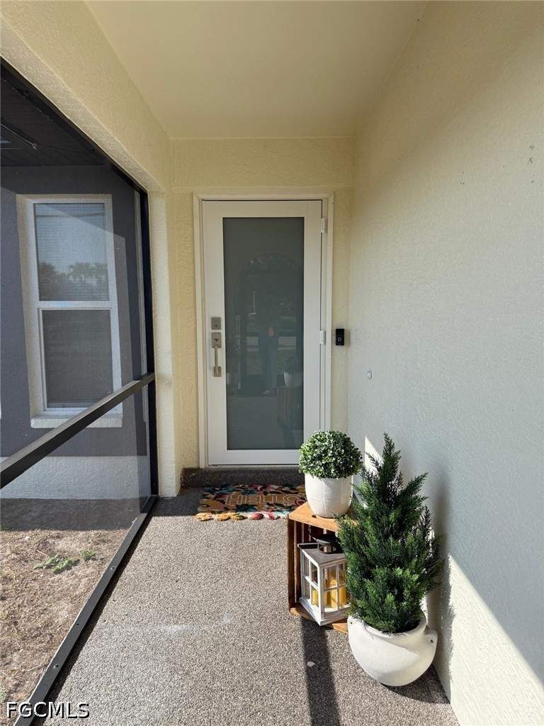 3 bedroom SingleFamilyResidence at 1027 Hancock Bridge Pkwy, Cape Coral, Cape Coral — photo 2