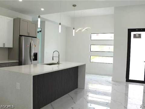 405 E 15th St, Lehigh Acres FL - photo 6 of 25
