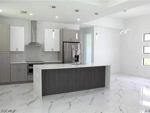 405 E 15th St, Lehigh Acres FL - photo 7 of 25