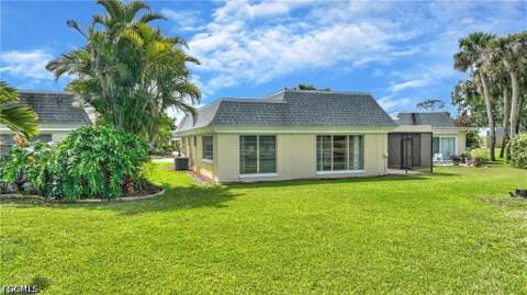 9 Park Lane Cir, Lehigh Acres FL - photo 10 of 41