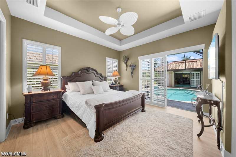4 bedroom SingleFamilyResidence at 955 Tivoli Ct, Briarwood, Naples — photo 1