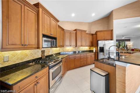 955 Tivoli Ct, Naples FL - photo 13 of 45