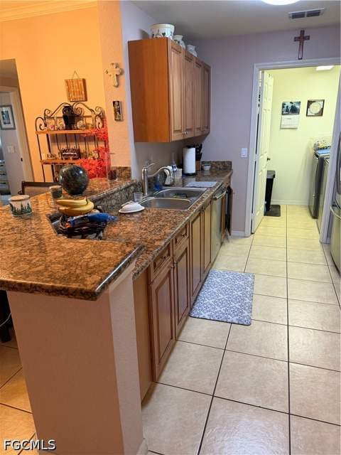 1860 Concordia Lake Cir 602, Cape Coral FL - photo 6 of 14