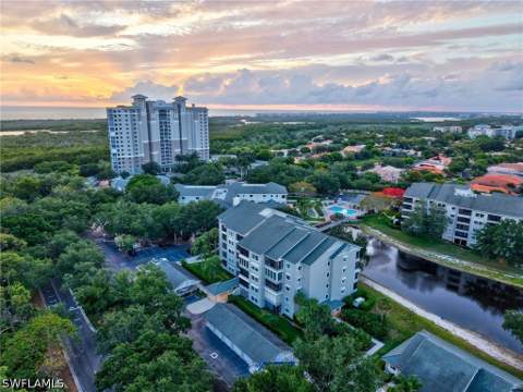 201 Arbor Lake Dr 2-201, Naples FL - photo 23 of 48