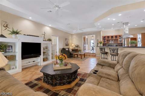 1357 Osceola Dr, Fort Myers FL - photo 13 of 40