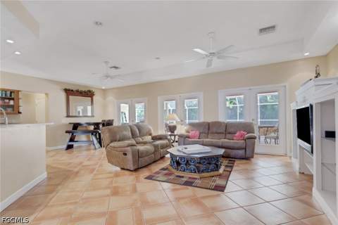 1357 Osceola Dr, Fort Myers FL - photo 14 of 40