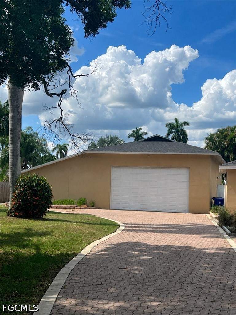 5 bedroom SingleFamilyResidence at 1357 Osceola Dr, Riverside, Fort Myers — photo 3