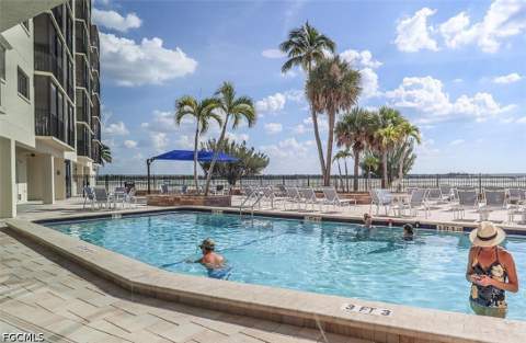 8350 Estero Blvd 223, Fort Myers Beach FL - photo 18 of 21