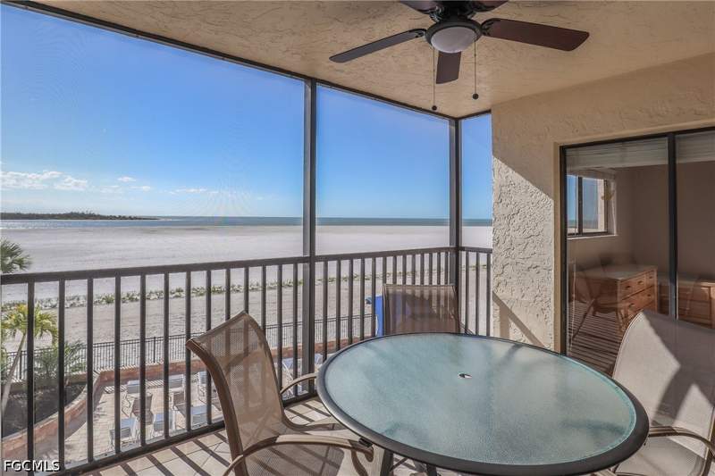 2 bedroom Condominium at 8350 Estero Blvd 223, Carlos Pointe, Fort Myers Beach — photo 4
