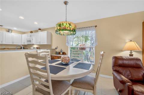 12835 Oakpointe Cir, Fort Myers FL - photo 8 of 32