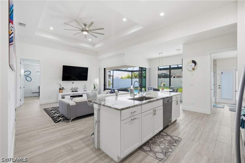 4 bedroom SingleFamilyResidence at 1214 SW 29th Ter, Cape Coral, Cape Coral — photo 5