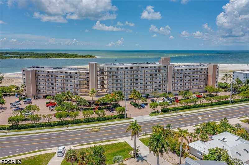 2 bedroom Condominium at 8350 Estero Blvd 423, Carlos Pointe, Fort Myers Beach — photo 1