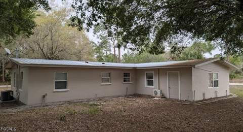 660 S Missouri St, Labelle FL - photo 23 of 27