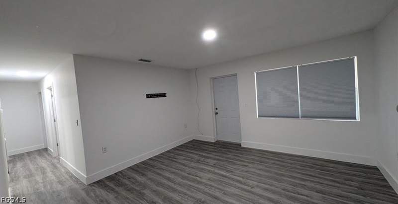 3 bedroom SingleFamilyResidence at 660 S Missouri St, Port Labelle, Labelle — photo 3