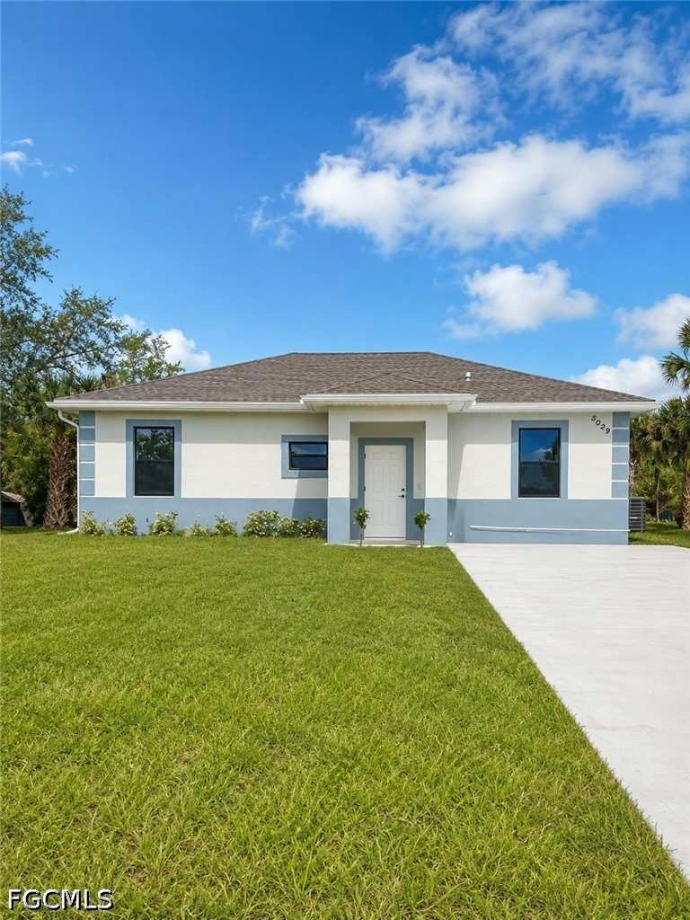 3 bedroom SingleFamilyResidence at 3052 S Beechwood Cir, Port Labelle, Labelle — photo 1