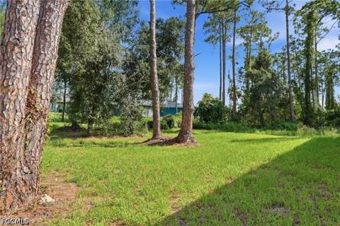 3052 S Beechwood Cir, Labelle FL - photo 22 of 26