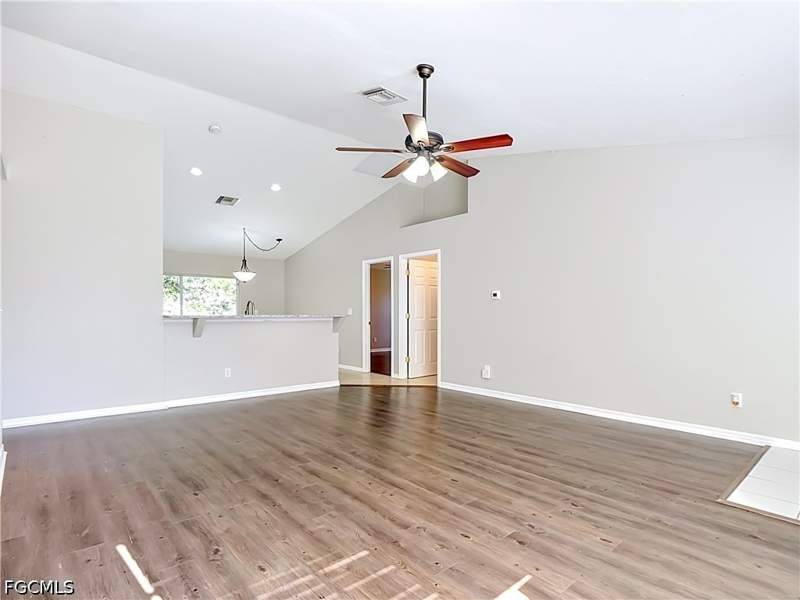 3 bedroom SingleFamilyResidence at 6117 Kramer Ave, Buckingham, Fort Myers — photo 4