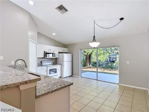 6117 Kramer Ave, Fort Myers FL - photo 6 of 25
