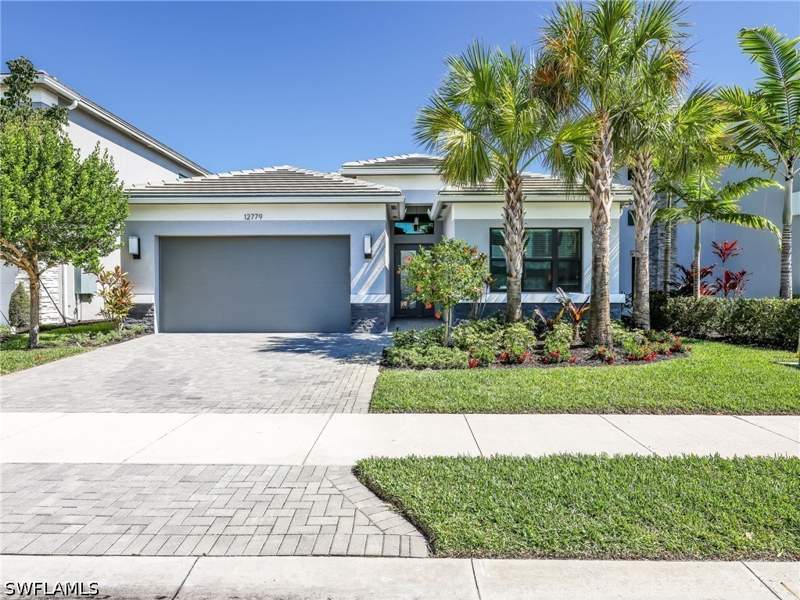 3 bedroom SingleFamilyResidence at 12779 Woodbury Dr, Rivercreek In Estero, Estero — photo 4