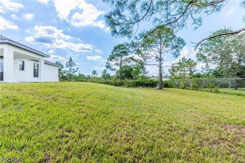 2710 42nd St W, Lehigh Acres FL - photo 19 of 45