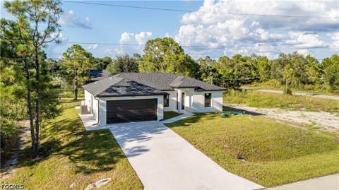 2710 42nd St W, Lehigh Acres FL - photo 7 of 45
