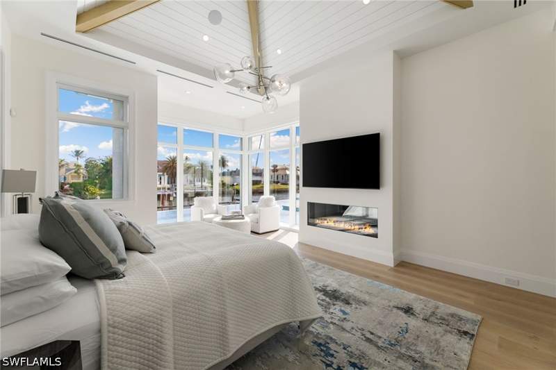 6 bedroom SingleFamilyResidence at 3455 Gin Ln, Port Royal, Naples — photo 5