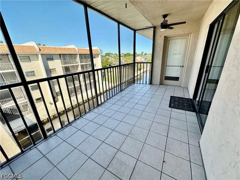 2 bedroom Condominium at 9395 Pennsylvania AVE 19, SPANISH HARBOR, Bonita Springs — photo 5