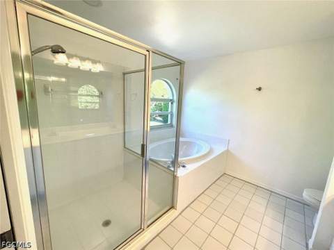 7588 Cameron Cir, Fort Myers FL - photo 17 of 30
