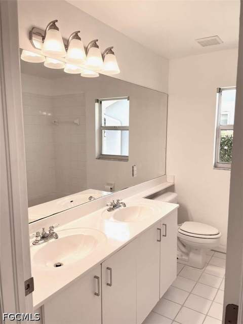 7588 Cameron Cir, Fort Myers FL - photo 20 of 30