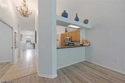 357 Robin Hood Cir 202, Naples FL - photo 13 of 26