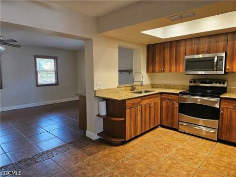 1199 Gramac Dr, North Fort Myers FL - photo 10 of 15