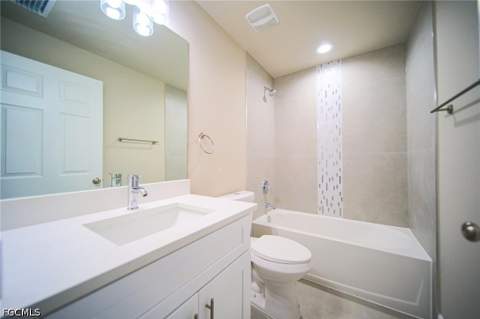 1011 Kent St E, Lehigh Acres FL - photo 12 of 19