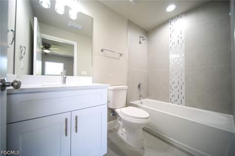 1011 Kent St E, Lehigh Acres FL - photo 9 of 19