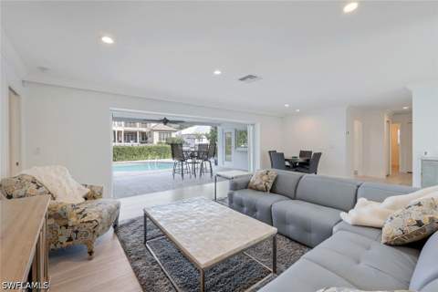 1250 Tuna Ct, Naples FL - photo 6 of 33