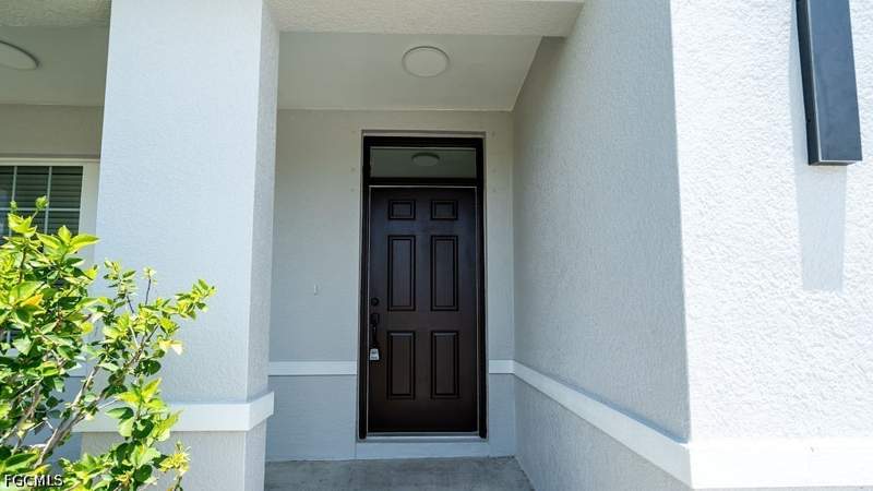 4 bedroom SingleFamilyResidence at 509 SW 27th Ter, Cape Coral, Cape Coral — photo 5