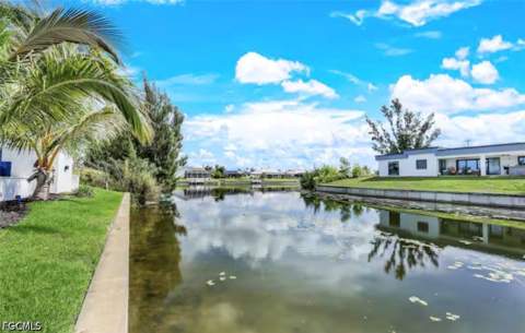 2405 SW 11th Ave, Cape Coral FL - photo 17 of 44