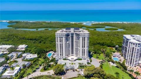 6001 Pelican Bay Blvd 204, Naples FL - photo 20 of 20