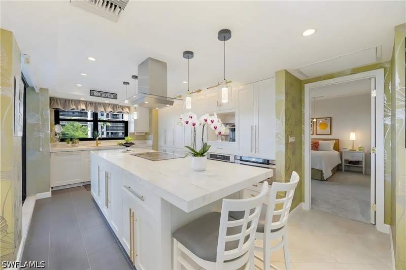 2 bedroom Condominium at 6001 Pelican Bay Blvd 204, Grosvenor, Naples — photo 3