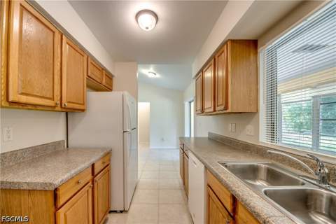 1315 SE 33rd Ter, Cape Coral FL - photo 17 of 44