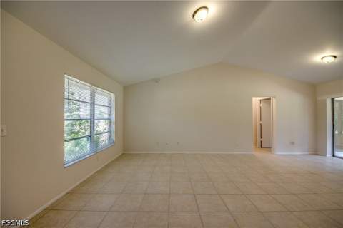 1315 SE 33rd Ter, Cape Coral FL - photo 9 of 44